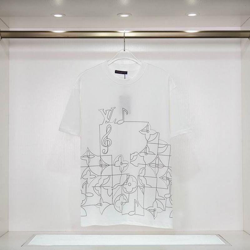 Louis Vuitton Men's T-shirts 680